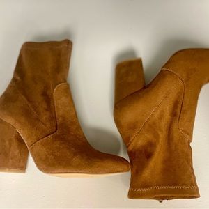 Steve Madden Brown Suede Ankle Boot 7.5 M